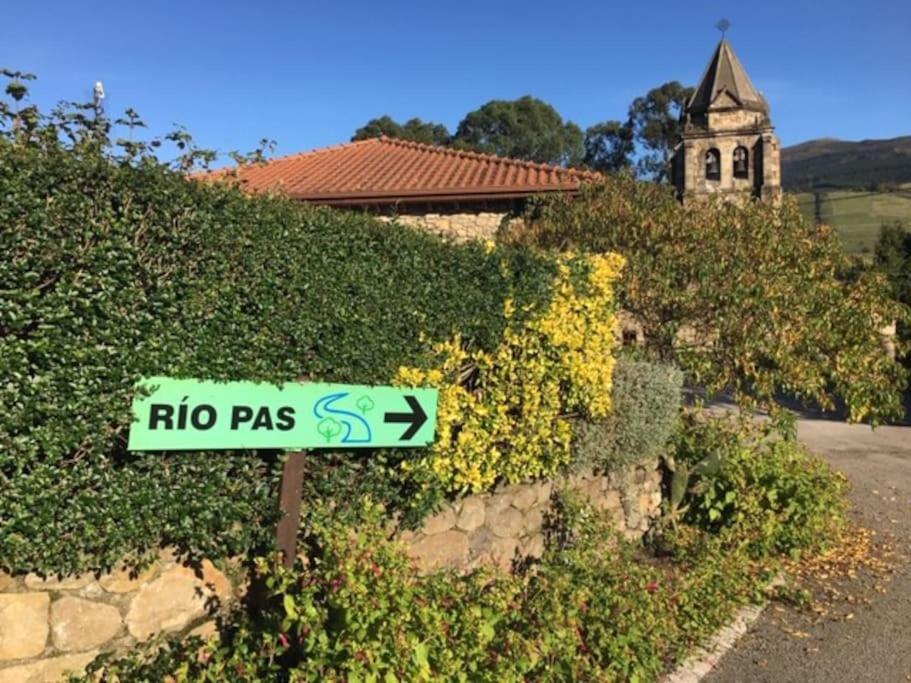 La Flor De Toranzo "Vive Los Valles Pasiegos" Prases 外观 照片